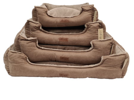 Alice & Co - Luna - Brown Velvet Dog Bed on Sale